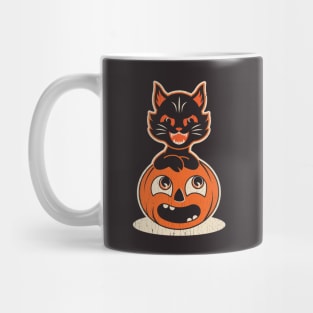 Vintage Halloween Cat and Pumpkin (for Dark Shirts) Mug